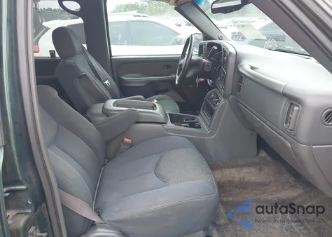 2003 Chevrolet Avalanche 1500 z USA, uszkodzony, nr VIN 3GNEK13T13G234540